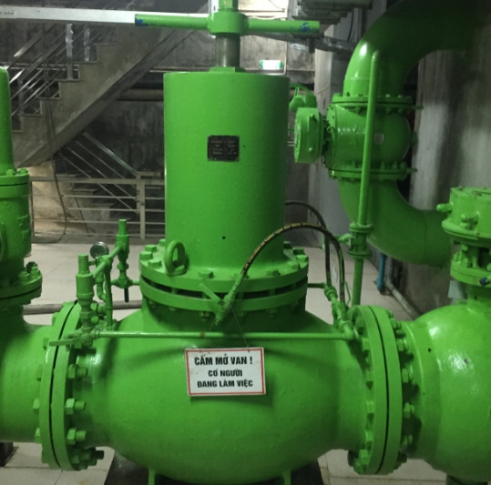 電站現(xiàn)場ZJY46H活塞式減壓閥照片 電站現(xiàn)場ZJY46H活塞式減壓閥照片